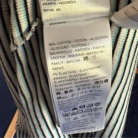 Women’s Levi’s Perfect Kadlong Striped Short Sleeve Cotton Tee, Size XL - Picture 7 of 8